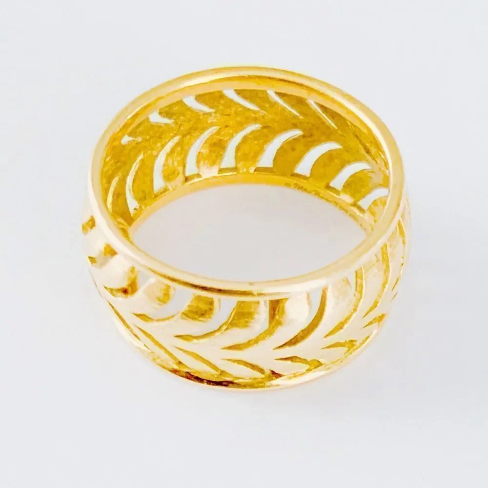 Vintage Tiffany & Co. 18K Villa Paloma Palm Ring - Picture 6 of 16